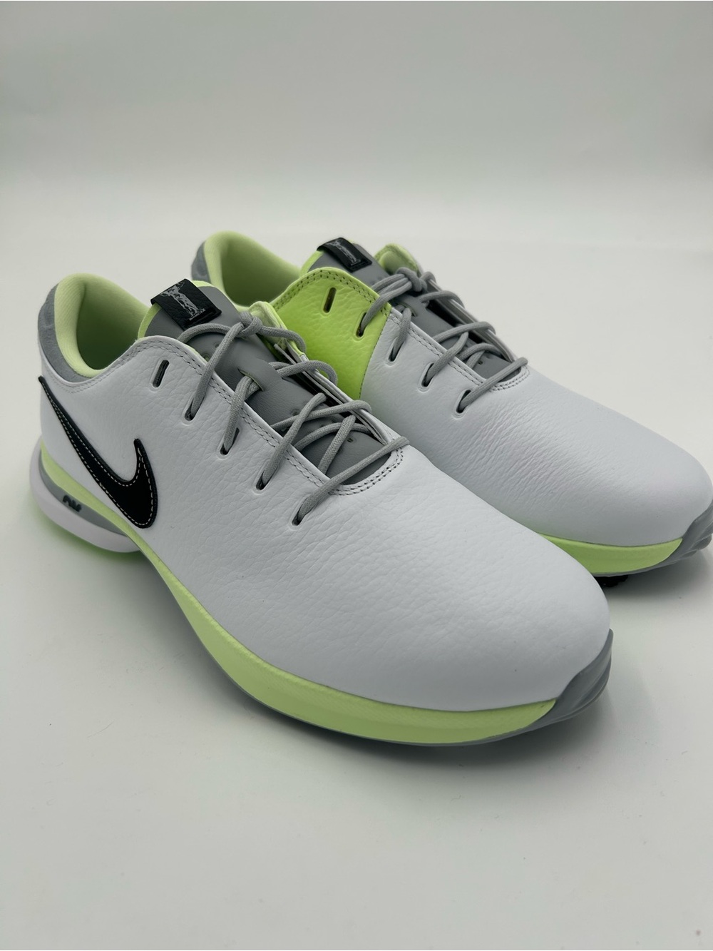 Nike Victory Tour 3 'White Volt Grey'